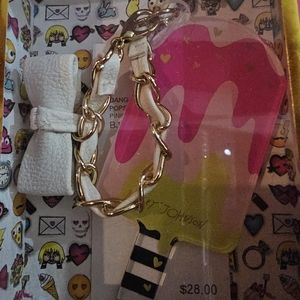 Bnwt Betsey Johnson bag charm/key ring